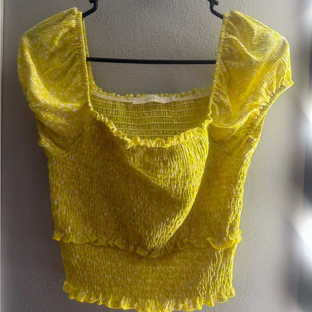 Brand Lush, yellow and white form fitting crop top - Picture 1 of 4